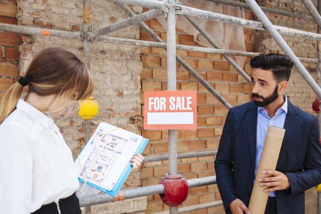 Future outlook and market expectations