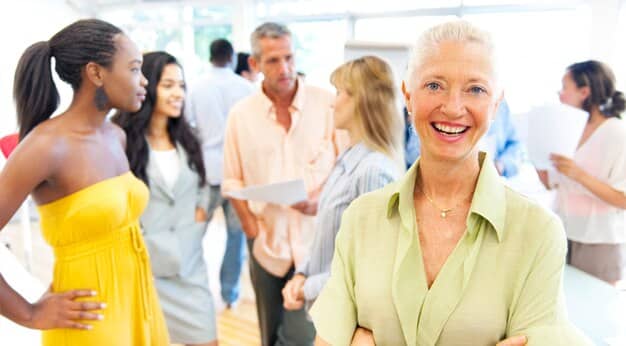 Payday Lending Regulations 2025: Impact on Low-Income Credit Access
